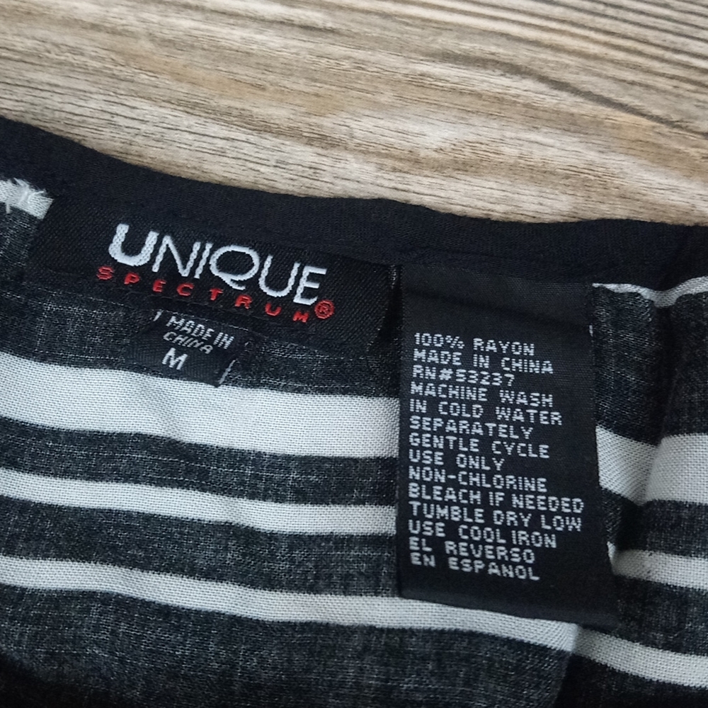 Flowy Eccentric Patterned Short Sleeve Blouse Top - image 4